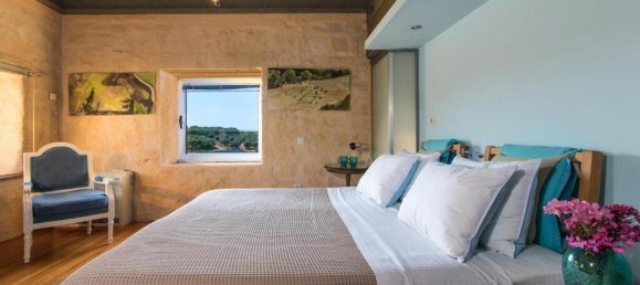 6 bedrooms Villa in Chania, Greece No. 2571 12