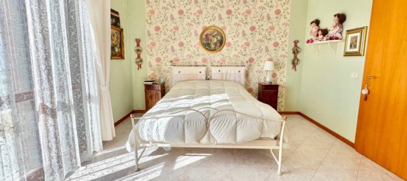 3 Schlafzimmer Haus in Coriano, Italy, Nr. 81211 17