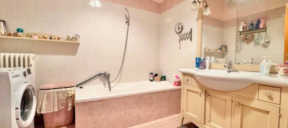 3 Schlafzimmer Haus in Coriano, Italy, Nr. 81211 23