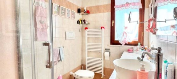 3 Schlafzimmer Haus in Coriano, Italy, Nr. 81211 13