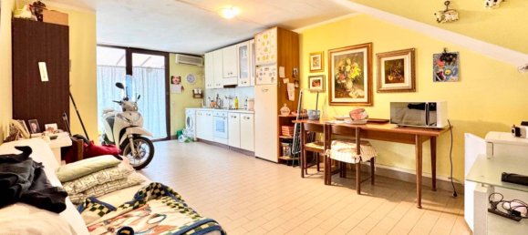 3 Schlafzimmer Haus in Coriano, Italy, Nr. 81211 38