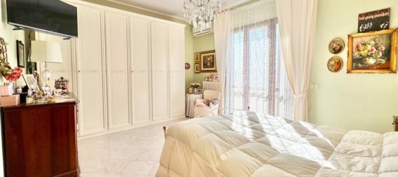 3 Schlafzimmer Haus in Coriano, Italy, Nr. 81211 19