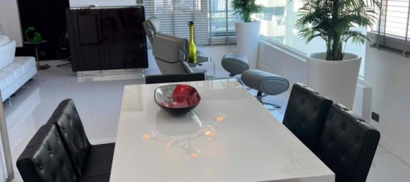 3 bedrooms Condo in Sathon, Thailand No. 10885 11