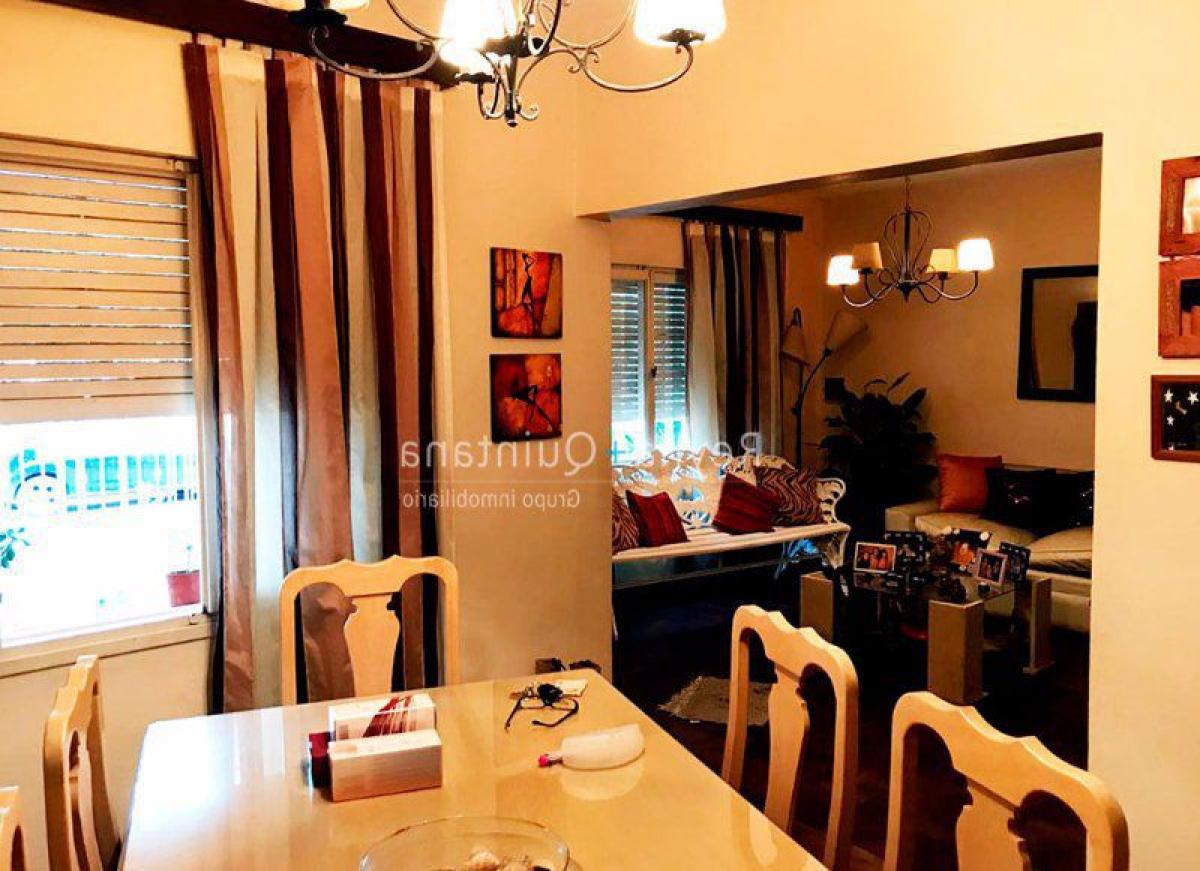 3 bedrooms House in Cordoba, Argentina No. 55589