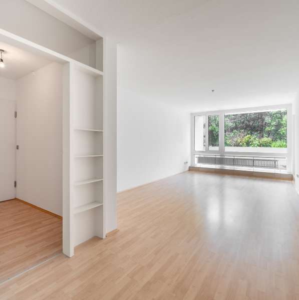 2 bedrooms Apartment in Munich, Germany No. 273021