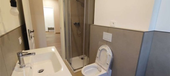 Apartamento de 2 habitaciónes en Borgomanero, Italy No. 273683 16