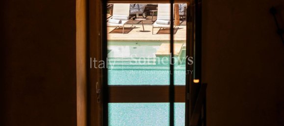 Дом с 10 комнатами в Кальтаджироне, Италия № 298899 27