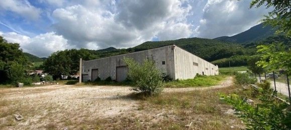 6غرفة مستودع في Piobbico, Italy رقم 86084 5