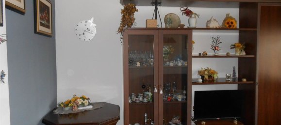 Квартира с 3 комнатами в Виджевано, Италия № 273255 14