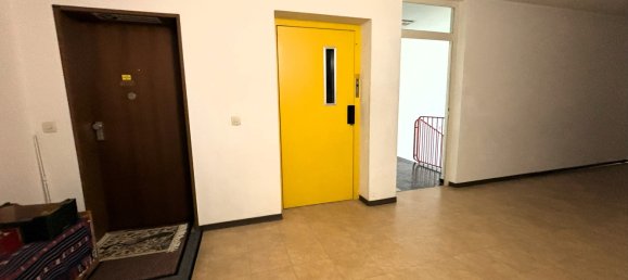 Studio in Frankfurt am Main, Germany, Nr. 75646 9