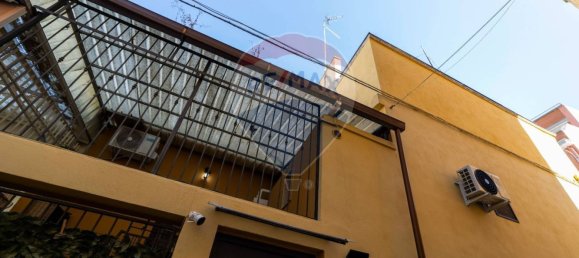 Apartamento T2 em Bari, Italy N.º 288483 27