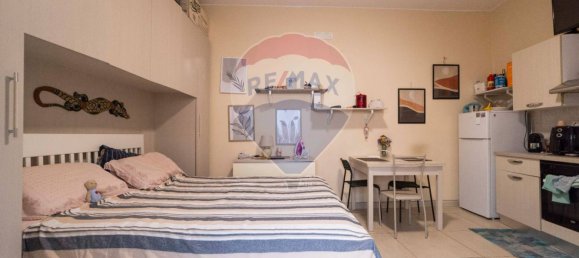 Apartamento T2 em Bari, Italy N.º 288483 19