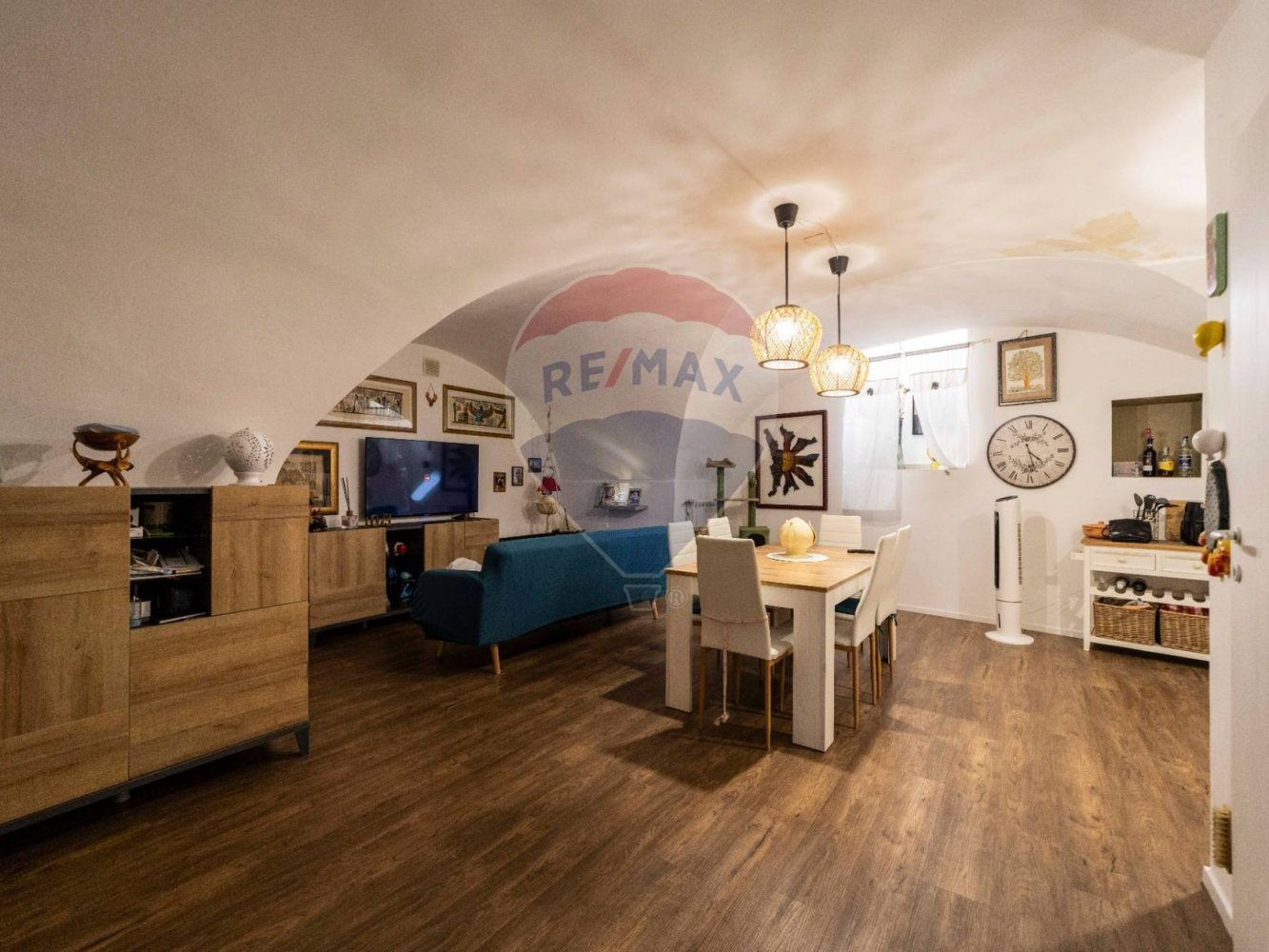 Apartamento T2 em Bari, Italy N.º 288483