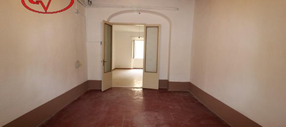 6 rooms Apartment in Figline e Incisa Valdarno, Italy No. 235156 25
