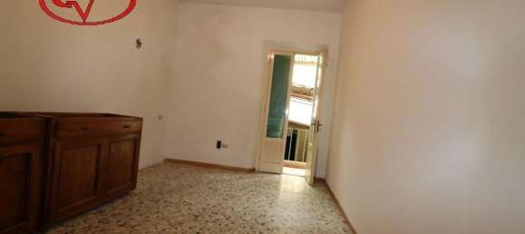 6 rooms Apartment in Figline e Incisa Valdarno, Italy No. 235156 19