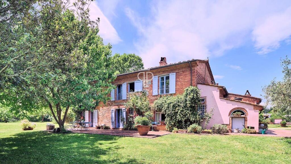 Земельный участок с 4 спальнями в Альтопашо, Италия № 64437