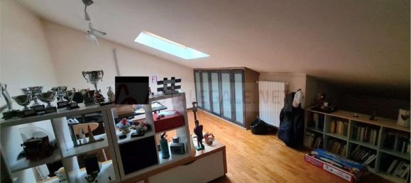 Casa de 6 dormitorios en San Germano Chisone, Italy No. 381561 22