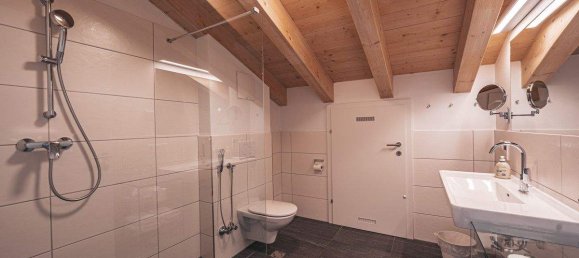 33 rooms Commercial property in Kaprun, Austria No. 187878 3