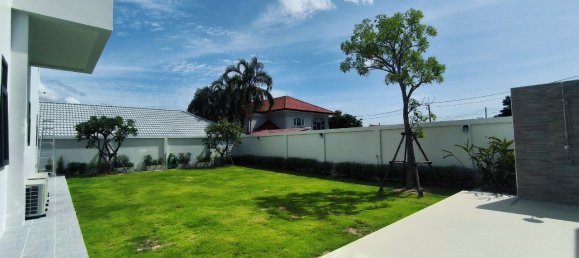 4 bedrooms Cafe / restaurant in Pattaya, Thailand No. 21930 7