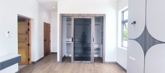 4 bedrooms Cafe / restaurant in Pattaya, Thailand No. 21930 30