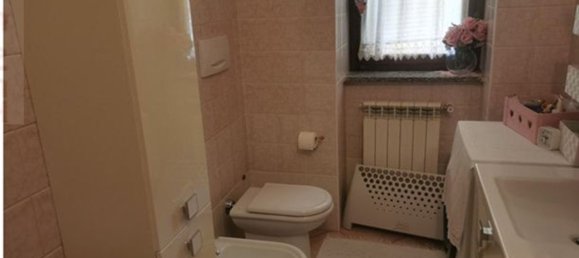 3 rooms Apartment in Somma Lombardo, Italy No. 315055 6