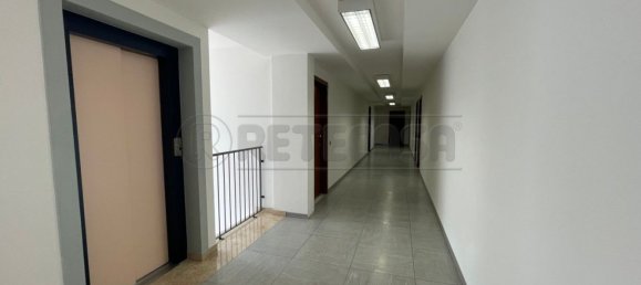 3-salle Propriété commerciale à Udine, Italy No. 135141 6