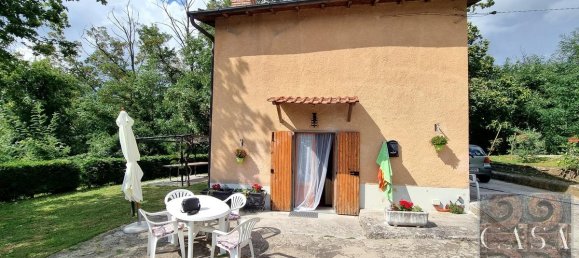 Casa de 3 dormitorios en Villa Collemandina, Italy No. 703 4