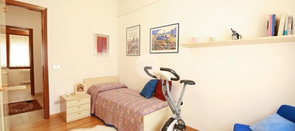 4 rooms House in Preganziol, Italy No. 301647 11