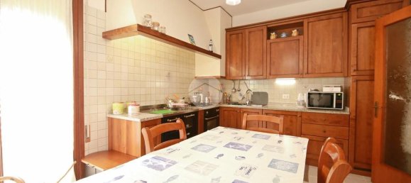 4 rooms House in Preganziol, Italy No. 301647 4