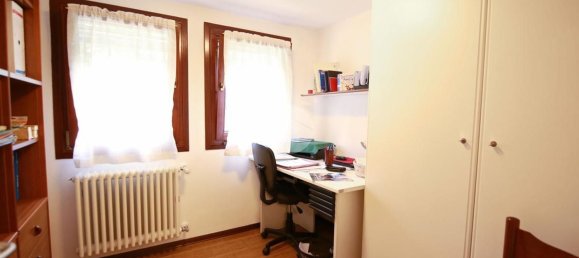 4 rooms House in Preganziol, Italy No. 301647 32