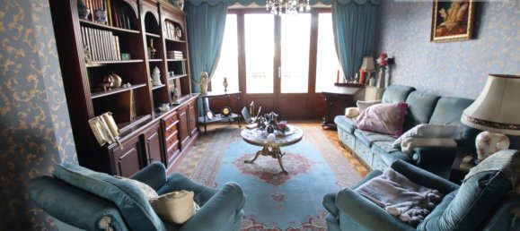 4 bedrooms Villa in Cenon, France No. 101746 5