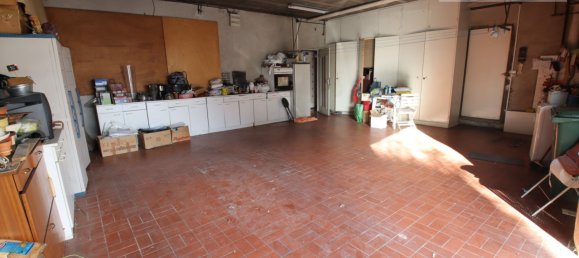 4 bedrooms Villa in Cenon, France No. 101746 8