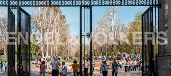 4 bedrooms Apartment in Madrid, Spain No. 134979 24