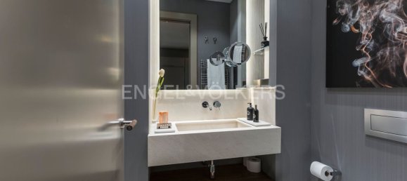 4 bedrooms Apartment in Madrid, Spain No. 134979 14