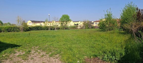 11560m² Land in Padua, Italy No. 370635 2