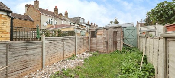 2 غرف نوم منزل في Watford, United Kingdom رقم 6799 17