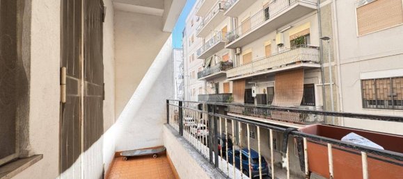 2 Schlafzimmer Wohnung in Messina, Italy, Nr. 261955 9