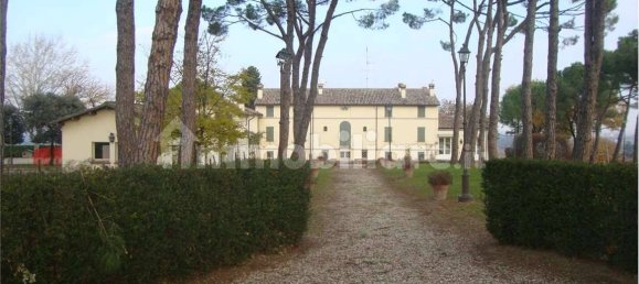 Вилла с 10 спальнями в Фаэнца, Италия № 280541 10