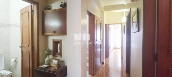  Building in Povoa de Varzim, Portugal No. 37821 3