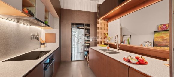 4 rooms Apartment in Milan, Italy No. 248080 2