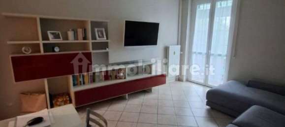Apartamento de 1 dormitorio en Cologno Monzese, Italy No. 328262 13