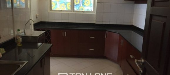 4 bedrooms Apartment in Tay Ho, Vietnam No. 232 9