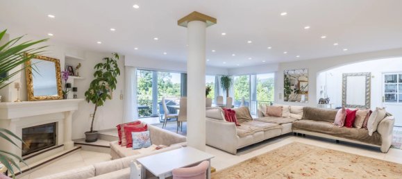 7 Schlafzimmer Villa in Roquefort-les-Pins, France, Nr. 1687 3