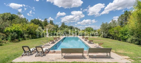 6 bedrooms Villa in Umbertide, Italy No. 267171 31