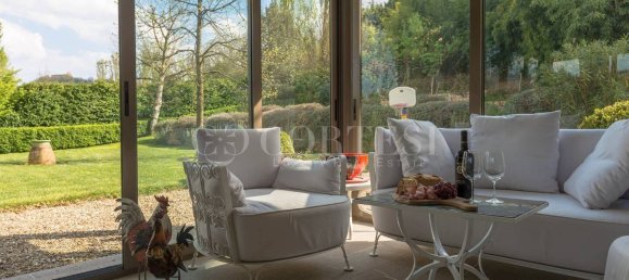 6 bedrooms Villa in Umbertide, Italy No. 267171 9