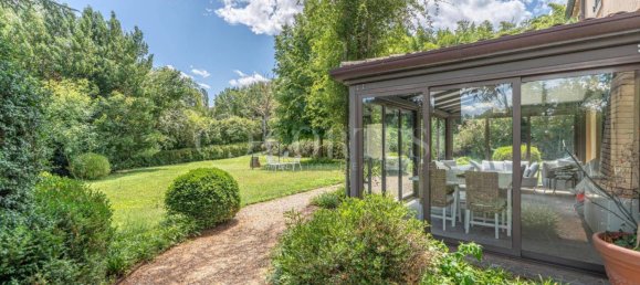 6 bedrooms Villa in Umbertide, Italy No. 267171 10