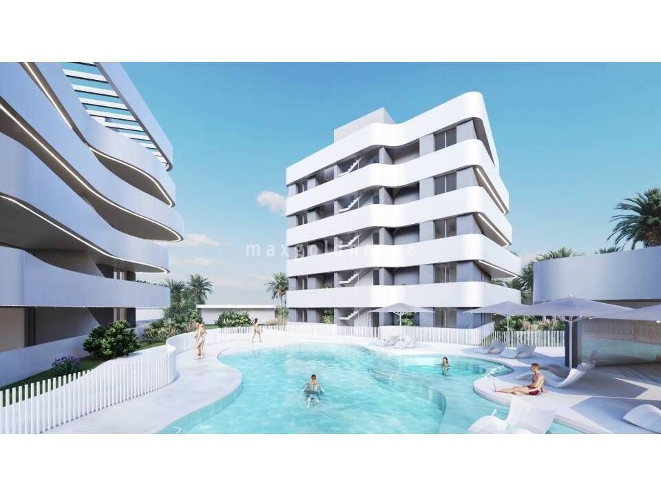 2 bedrooms Apartment in Guardamar del Segura, Spain No. 239690