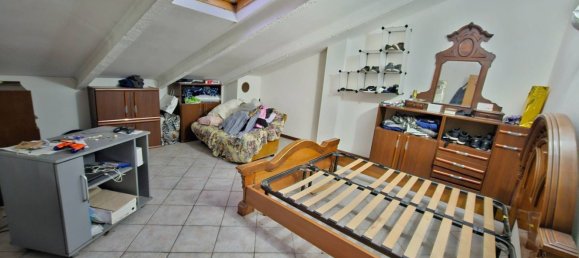 5 rooms Apartment in San Possidonio, Italy No. 147504 9