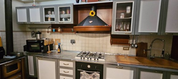 5 rooms Apartment in San Possidonio, Italy No. 147504 3