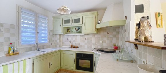 4 rooms House in Marseille, France No. 328518 7